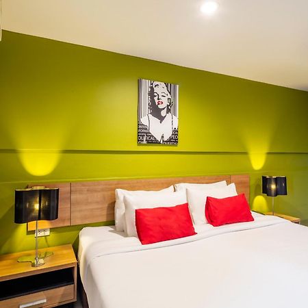 Livotel Hotel Lat Phrao Bangkok Oda fotoğraf