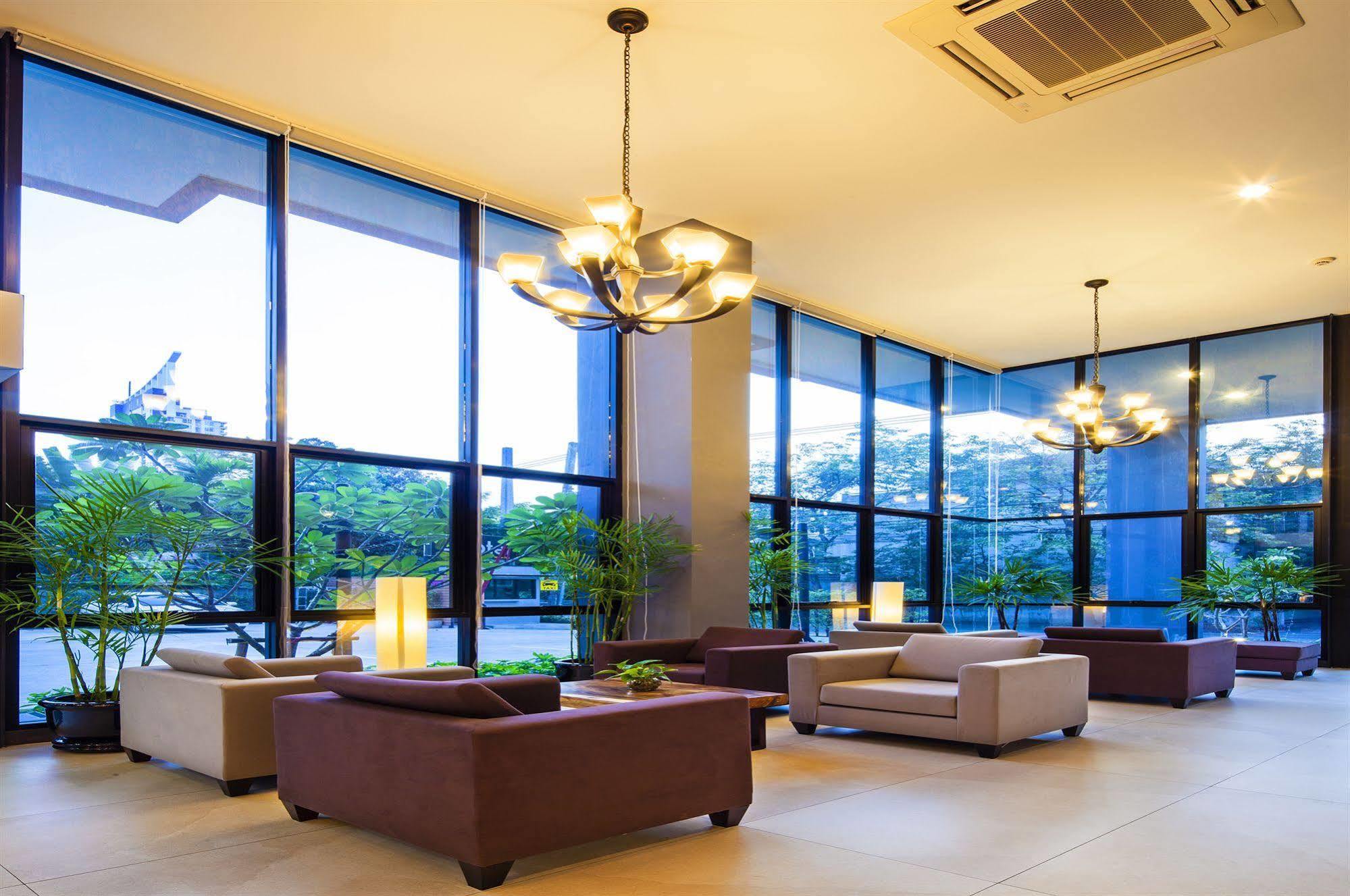 Livotel Hotel Lat Phrao Bangkok Dış mekan fotoğraf